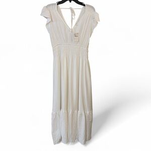 August sky White Maxi Dress, NWT